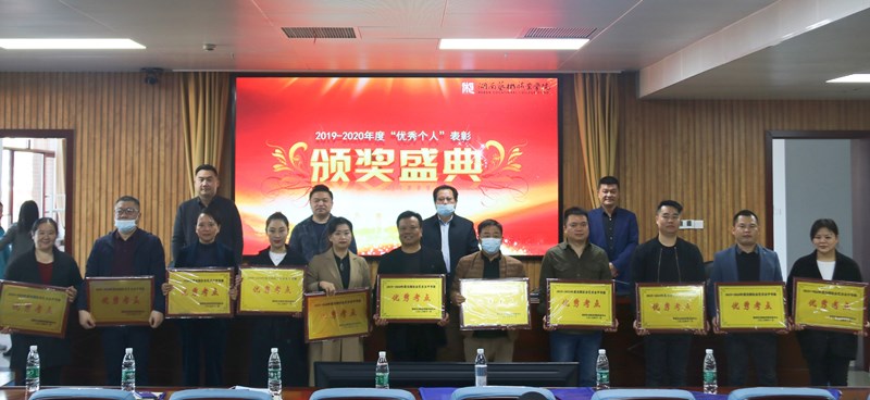 懷化吉光琴行有限公司,懷化吉光琴行,懷化鋼琴，懷化琴行，懷化雅馬哈鋼琴